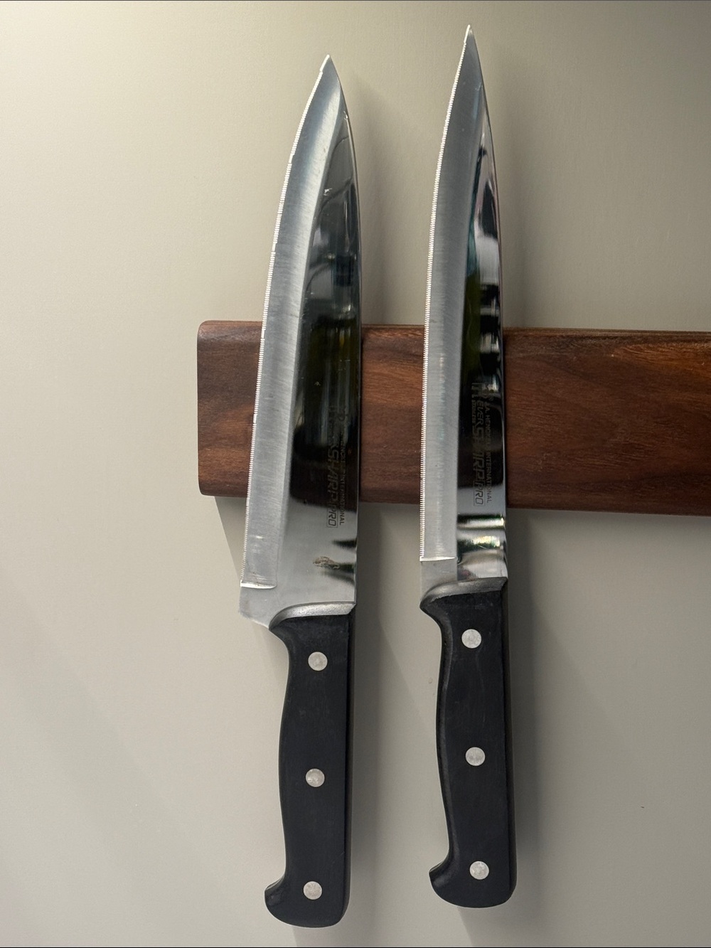 J.A. Henckels International Eversharp Pro Stainless Steel Kitchen Knives